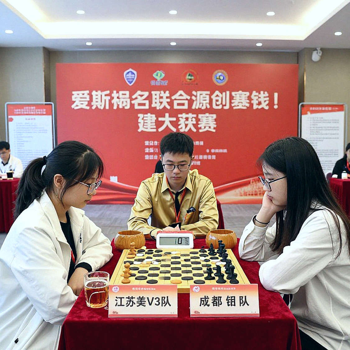 Carlsen trở lại, lịch thi đấu chồng chất và những khoảng trống đáng lo ngại tại Global Chess League 2026